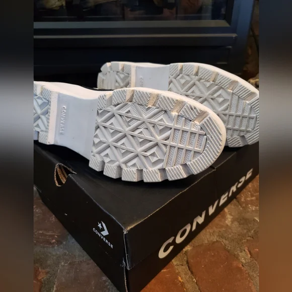 Converse Black and White High-Top Sneakers - Picture 5 of 8